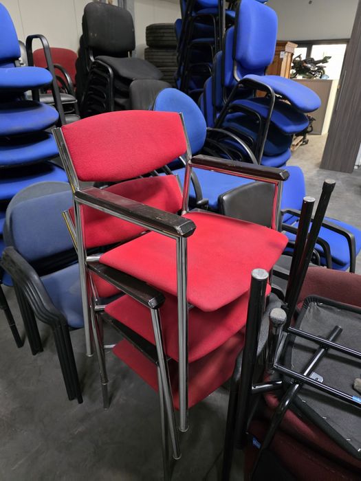 Scaune diferite modele