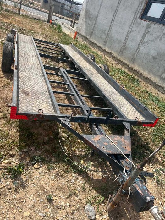 Trailer auto de vanzare
