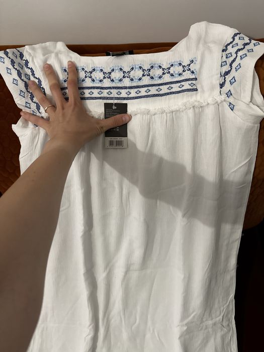 Rochie motive traditionale noua