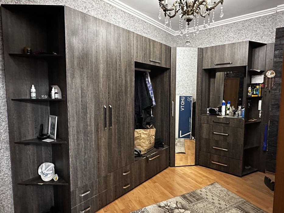 Продам прихожую состояние в поряде