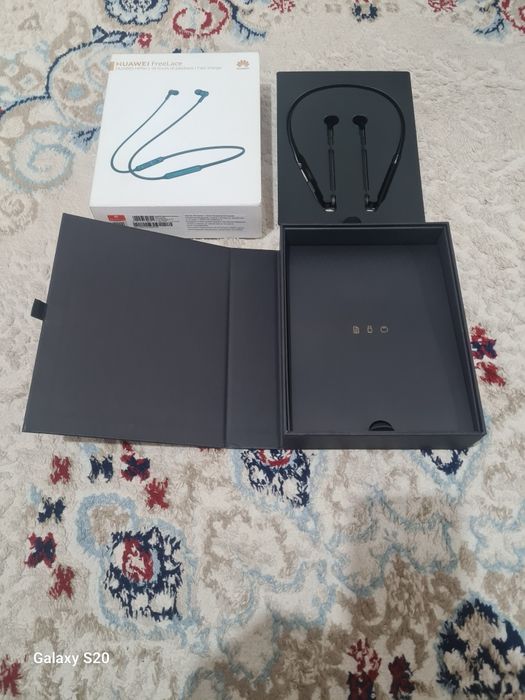 Срочно наушники Huawei