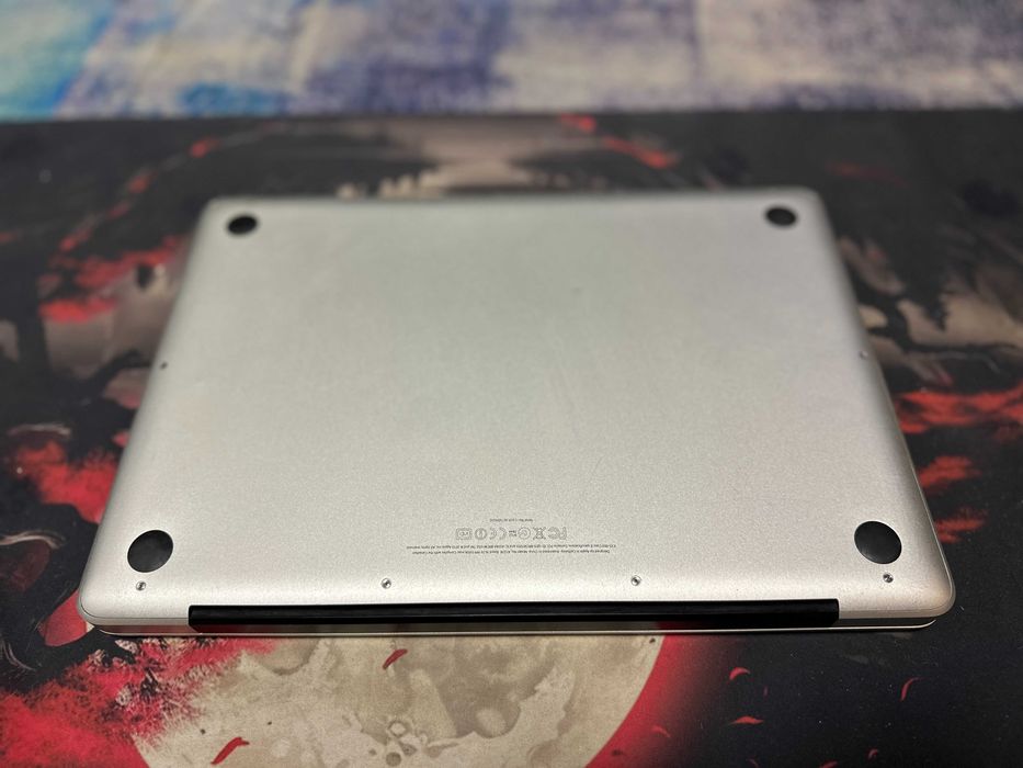 laptop macbook pro 2011, core i5, 4 gb