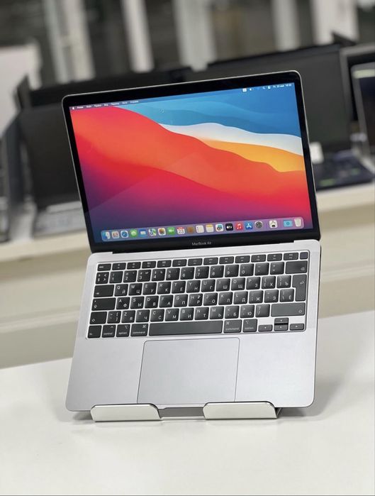 Apple Macbook Air M1 | АКБ 100% | 8/256Гб