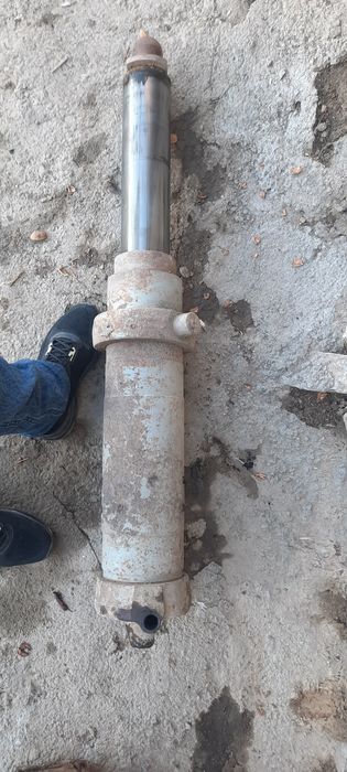 Гидравлическый цлиндр