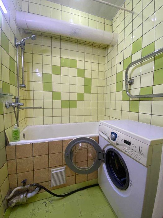 Срочно продаётся 3-х квартира на Ц-4! Лучшая цена!