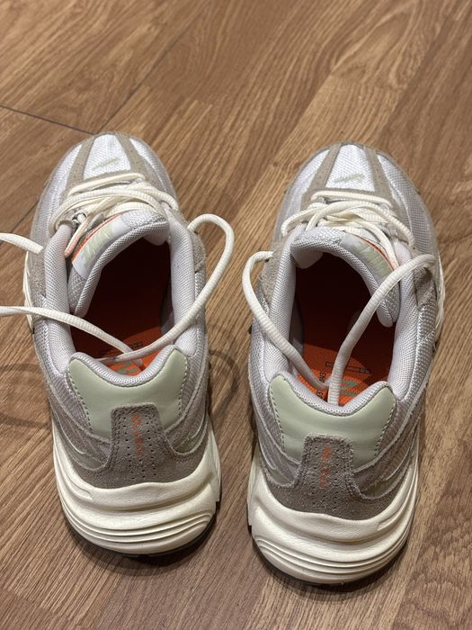Обувки NIKE Initiator