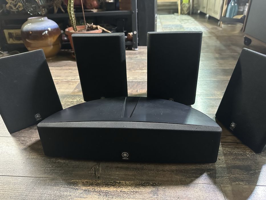 Yamaha 5  тонколони