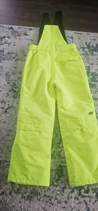 Vand pantaloni ski 4 f copii