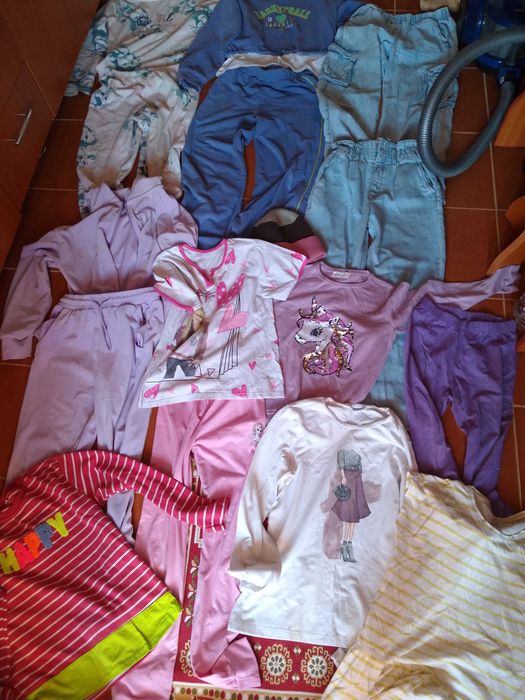 Lot haine fetiță măsură 146-152 cm