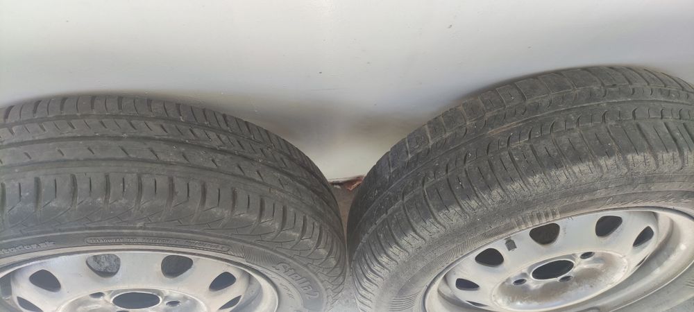 Джанти с гуми 13" 4х100 за Skoda, Volkswagen, Seat