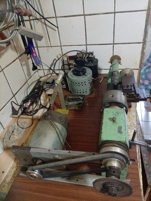 Токарный  станок