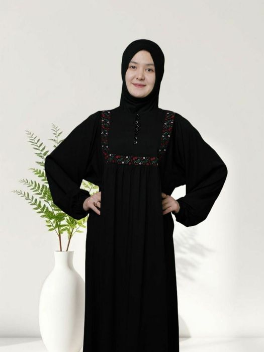 Umra uchun xadiya uchun optim va dona sifatli libosimiz