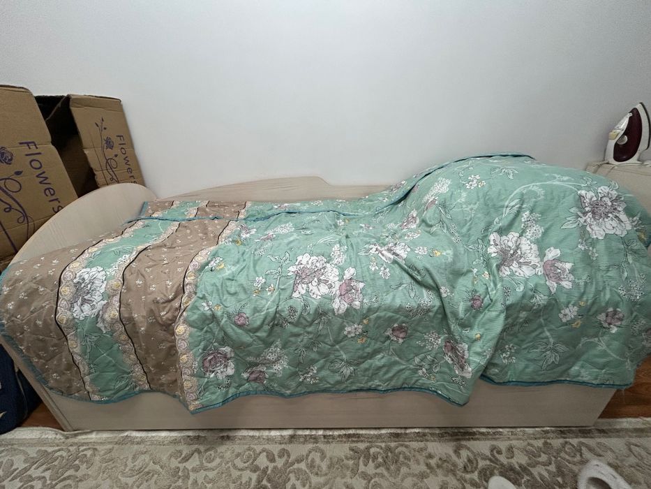 Продам кровать раскладную