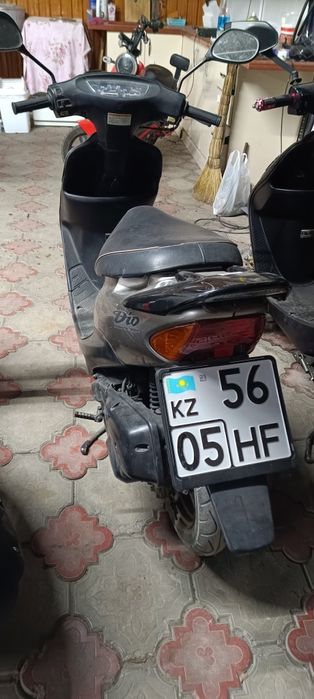 Продам мопед Хонда дио ZX