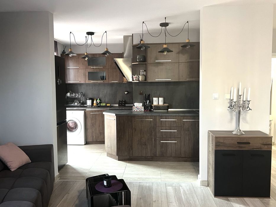 Дава се под наем Двустаен апартамент в Бургас, Сарафово - 72 кв.м за 510 € - Снимка #1