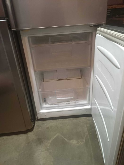 Frigider LG / A++ / 300 l / IMPECABIL