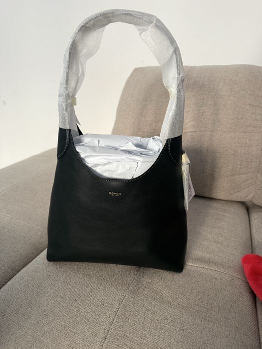 Vand geanta couch noua