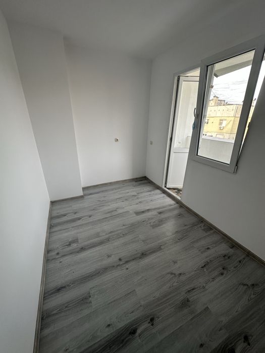 Продава се Двустаен апартамент в Петрич - 45 кв.м за 1045 €/кв.м - Снимка #3