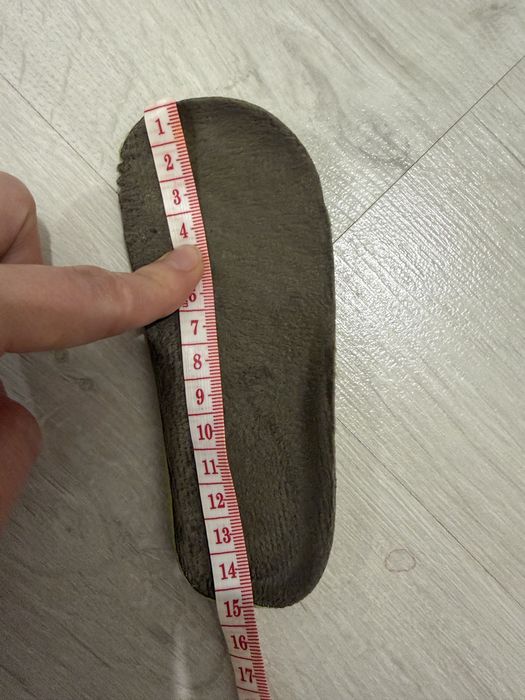 Детские ботинки