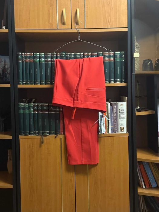 pantaloni NOI NOUA CU ETICHETA revelion ocazie rochie superba office