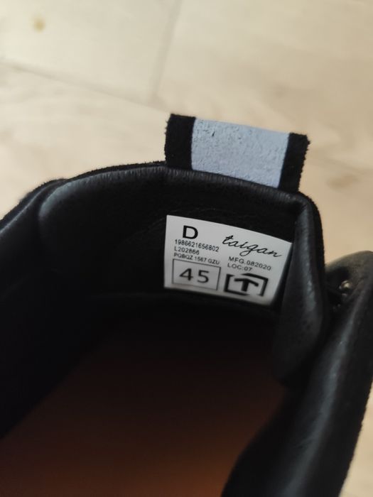 Кроссовки Taigan