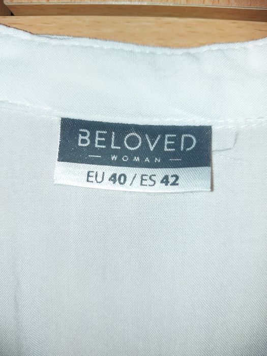 Vând cămăși de damă