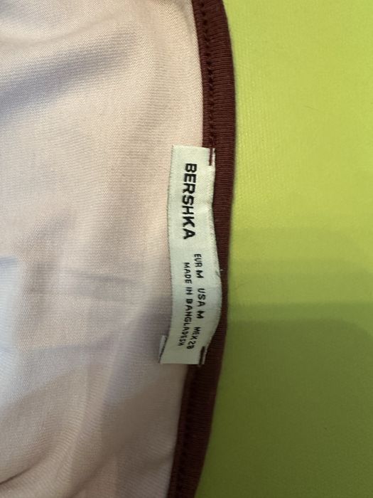 продаю топ из BERSHKA.Размер М