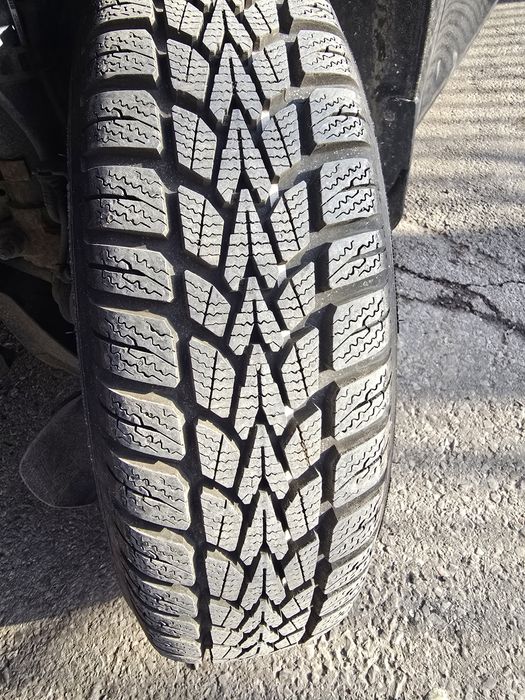 Skoda Fabia 2.     1.2 Benzină