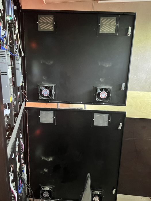 Светодиодный пилон LEDsi