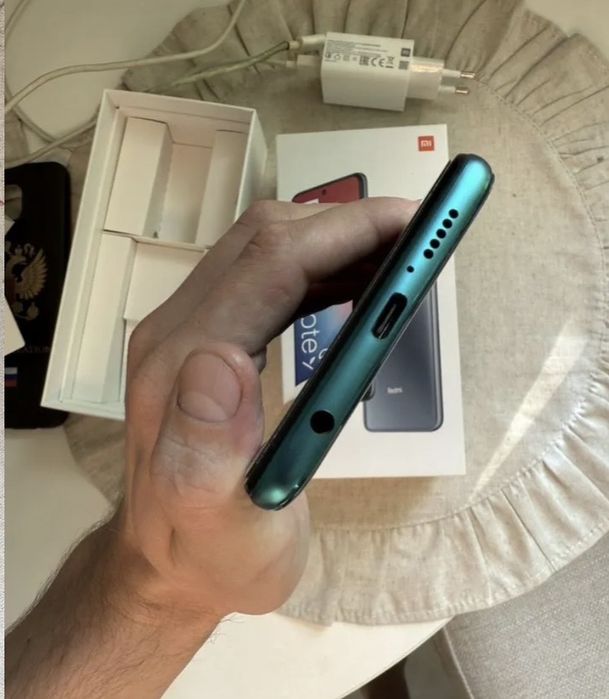 Продам Xiaomi Redmi Note 9S