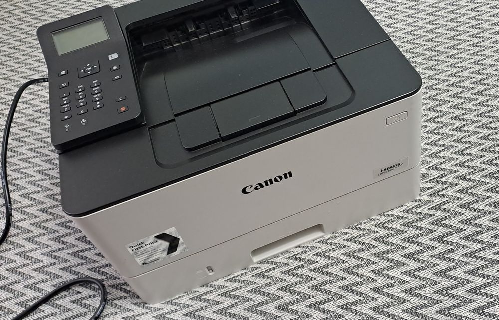 Продаётся принтер лазерный от Canon