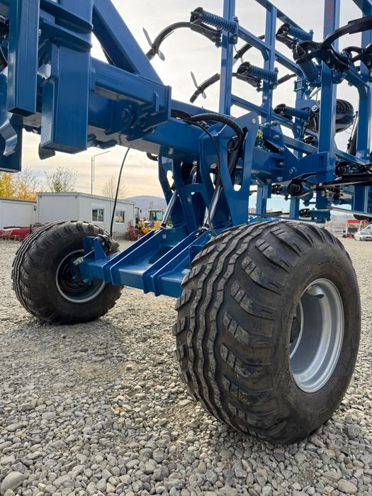 Gruber , Cultivator tractat 4,0-5,0 m Agripol