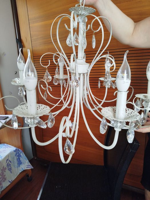 Продам  люстру роскошную