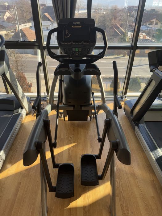 cybex arc trainer