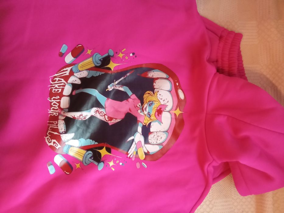 Ватиран цикламен дамски екип