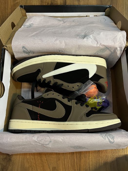 Jordan 1 Retro Low OG SP Travis Scott Mocha marimea 41