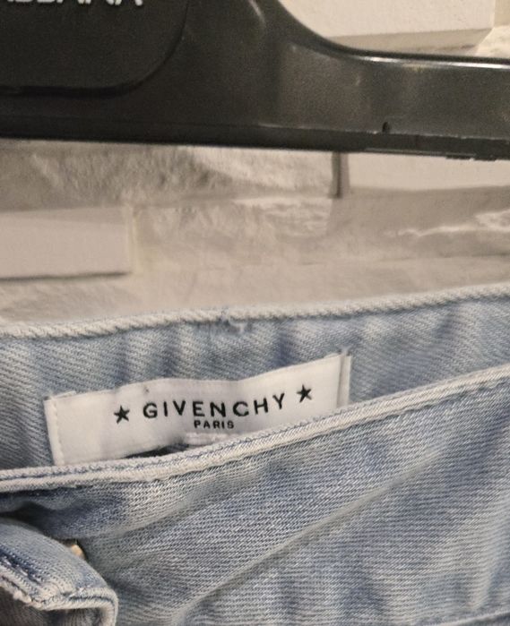 Оригинални нови дънкови панталони Givenchy и Dsquared xs , S размер