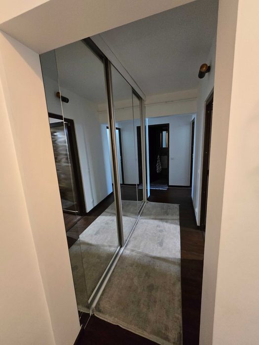 Vand apartament 3 Camere