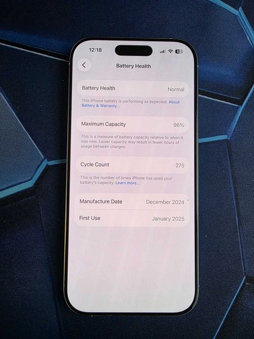 Продавам iPhone 16 Pro 128GB White Titanium с гаранция 96% батерия