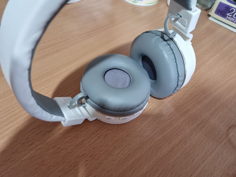 Беспроводные наушники