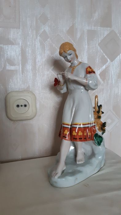 Продам статуэтку