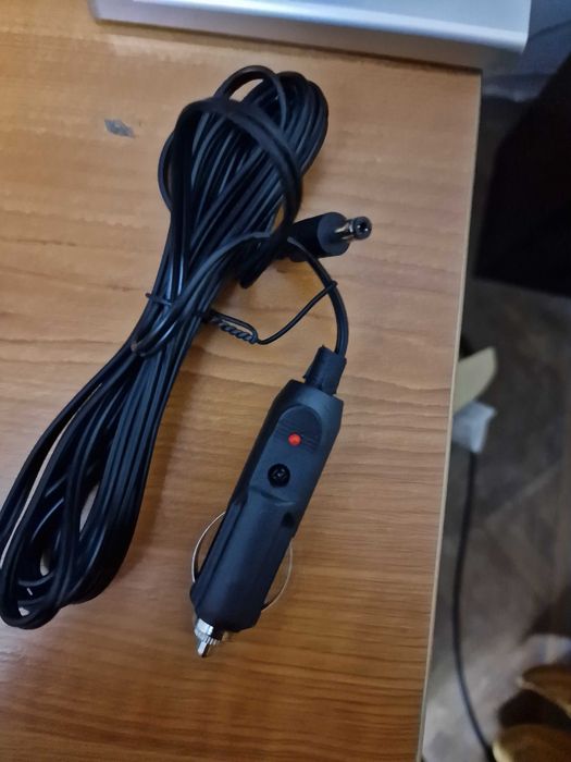 vand pompa de aer pentru umflat  roata la masina