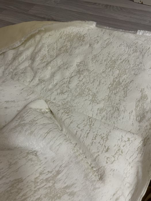 Новый ак кілем.