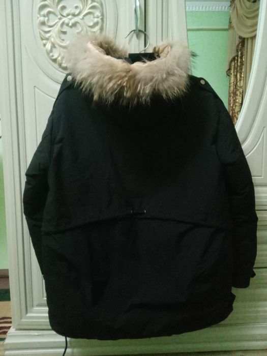 женская зимняя куртка в стиле оверсайз