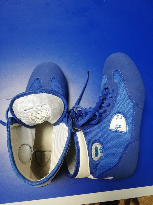 Спортивные товары