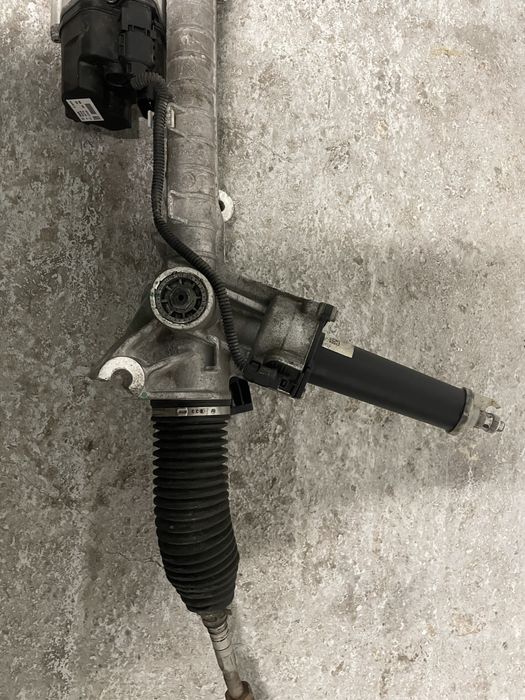 Caseta Directie BMW Seria 5 F10 F11 Europa Electrica