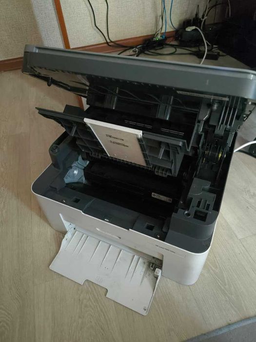 Принтер HP MFP135a