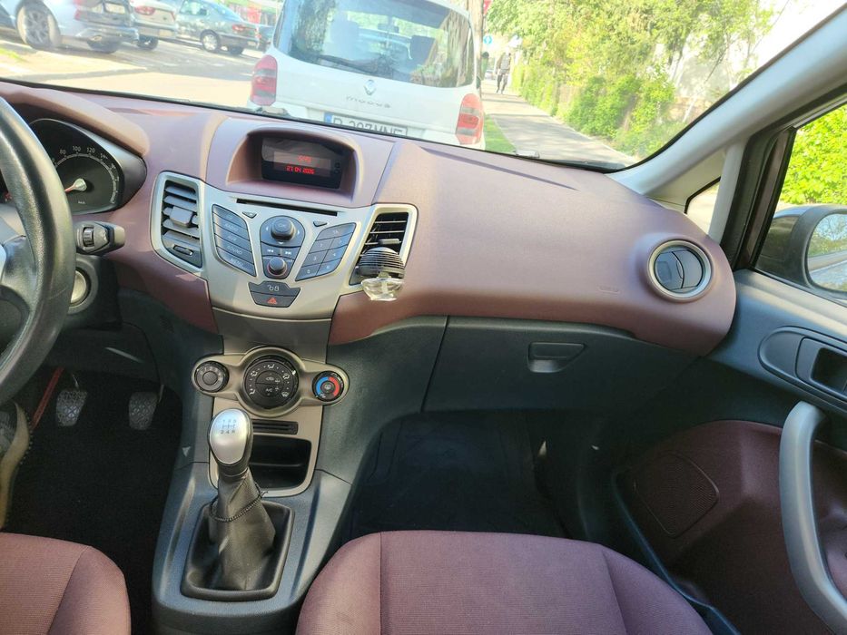 FORD Fiesta 0 — imagine 3