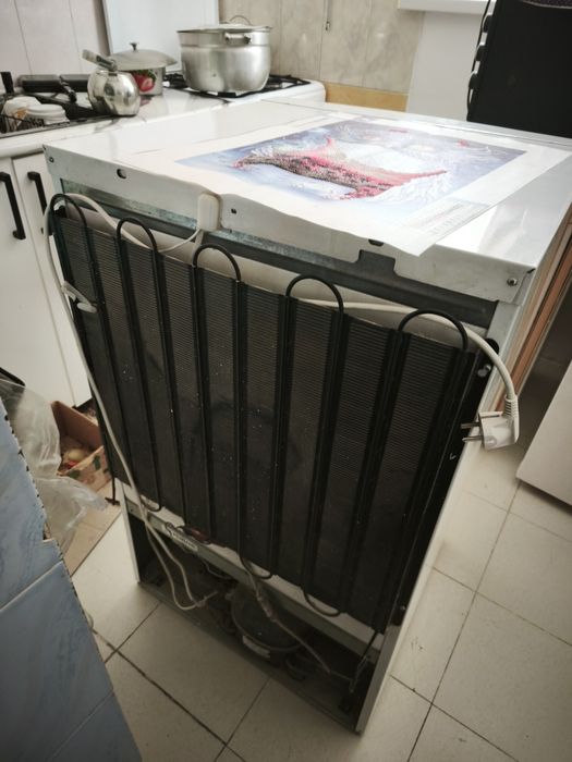 Продам морозильник