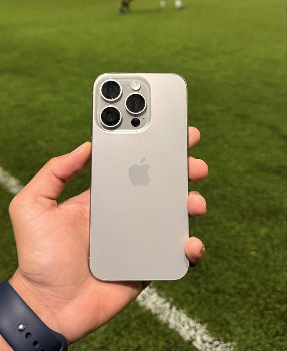 Продам Iphone 15 pro